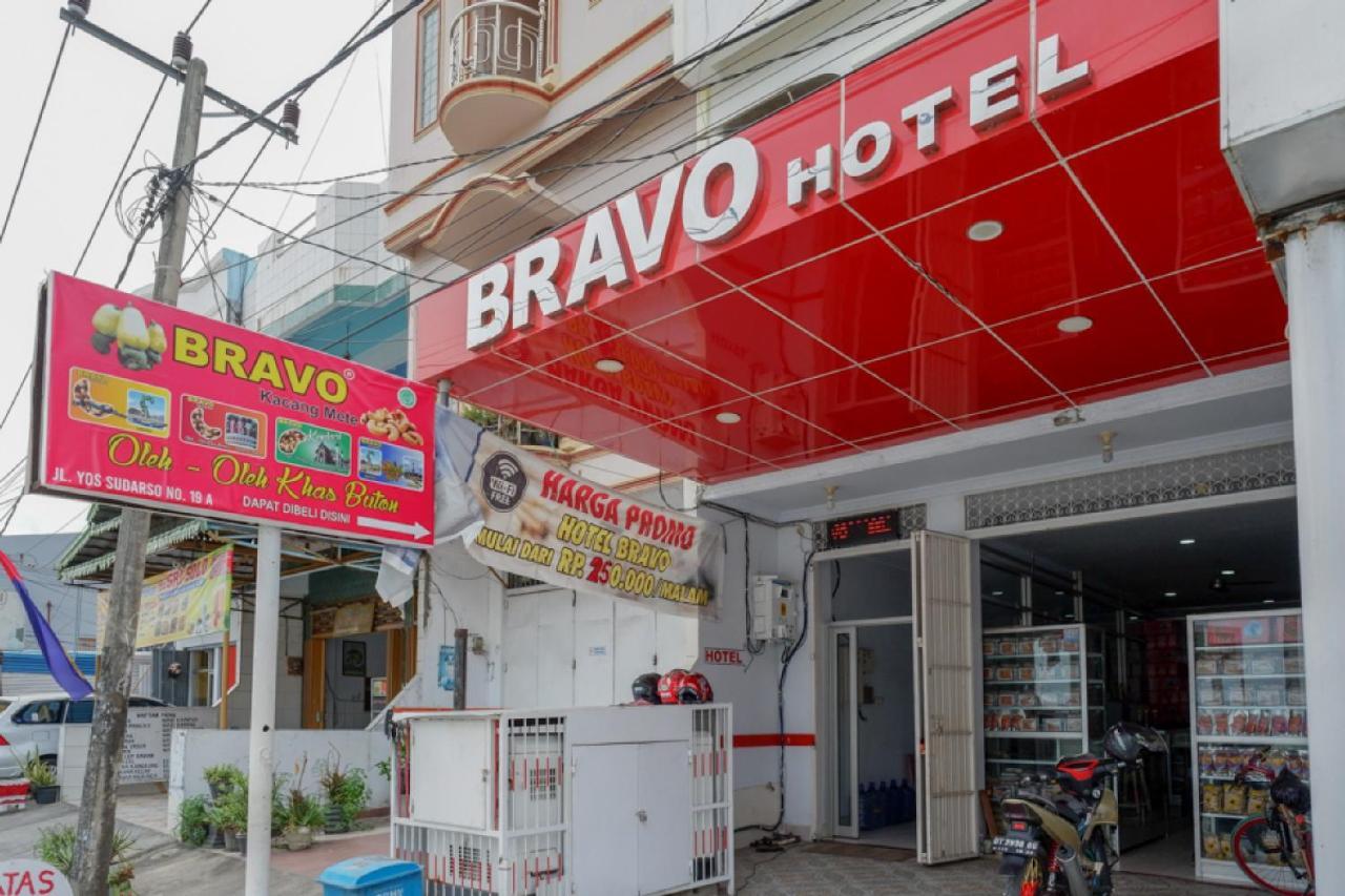 Reddoorz @ Hotel Bravo Pantai Kamali Bau Bau Baubau Exterior photo